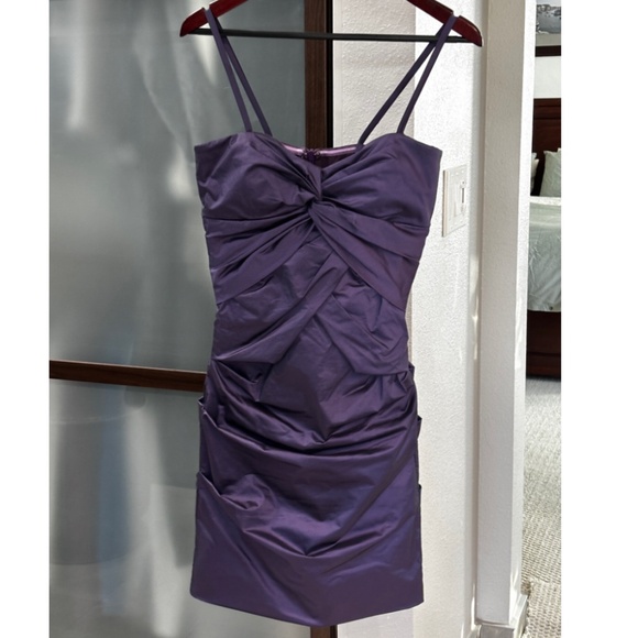 Nicole Miller Dresses & Skirts - Nicole Miller Bodycon Ruched Cocktail Dress - Purple Size 4